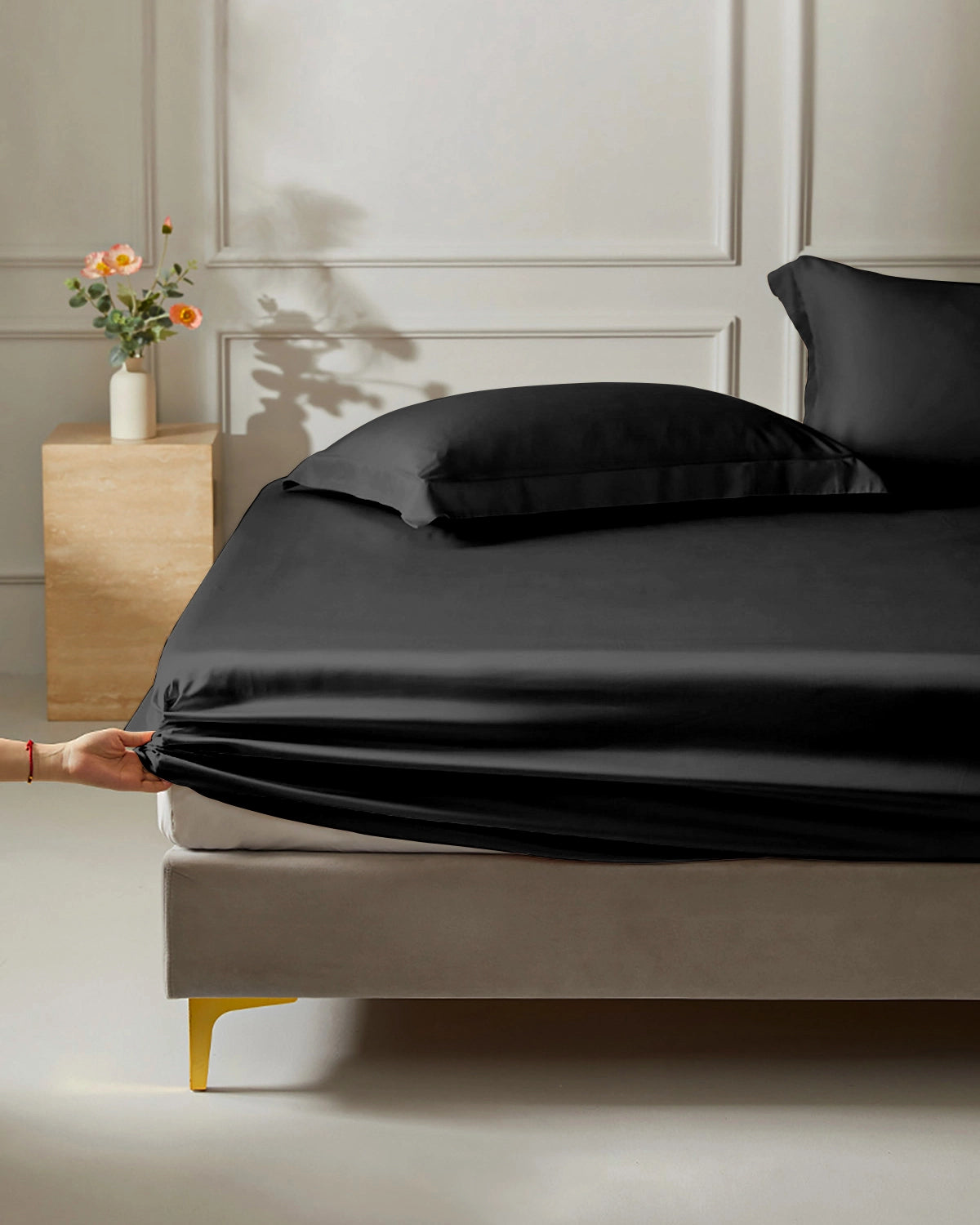 19 Momme Silk Fitted Sheet, Black