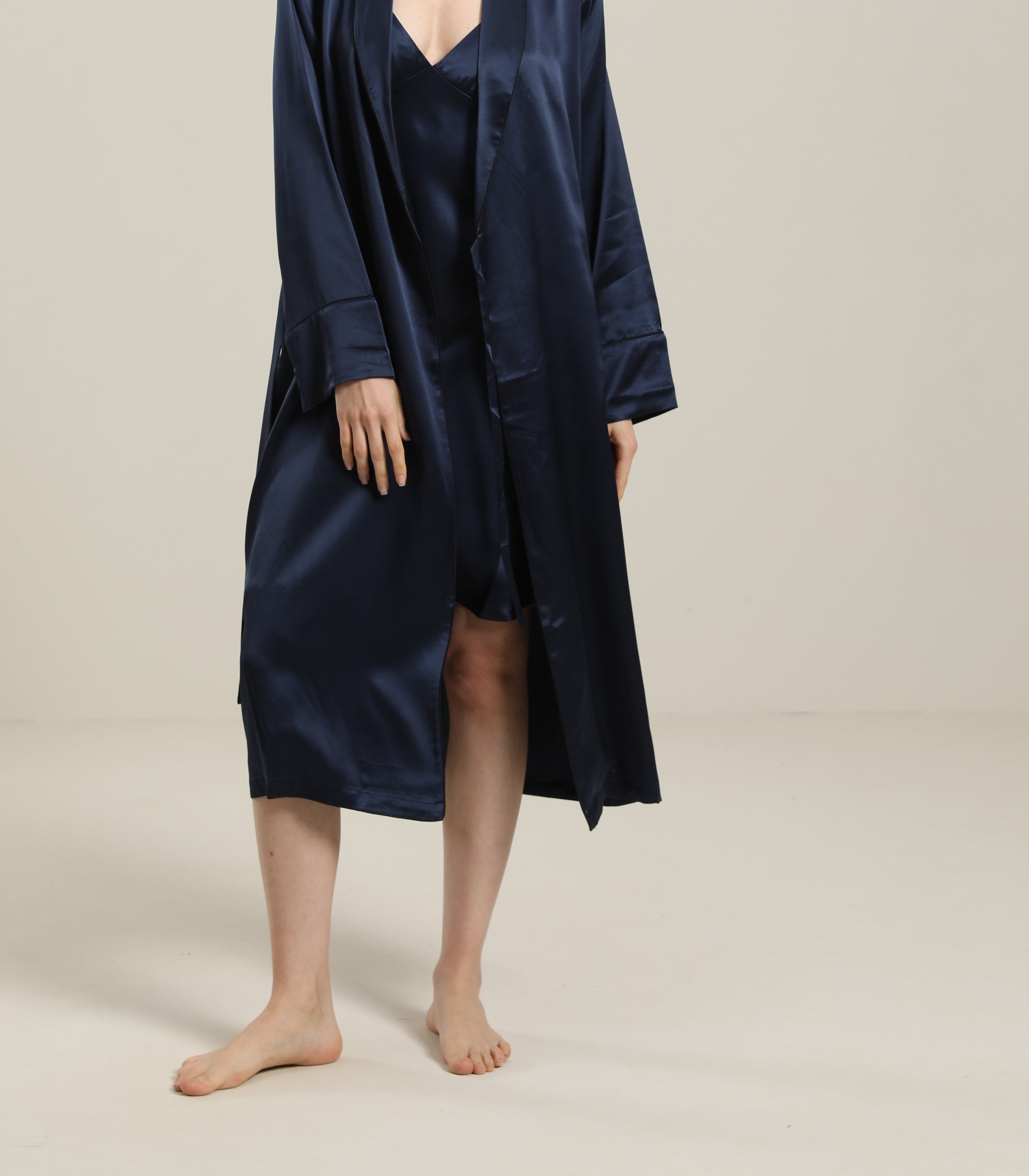 22 Momme Contra Trim And Full Length Silk Robe, Navy