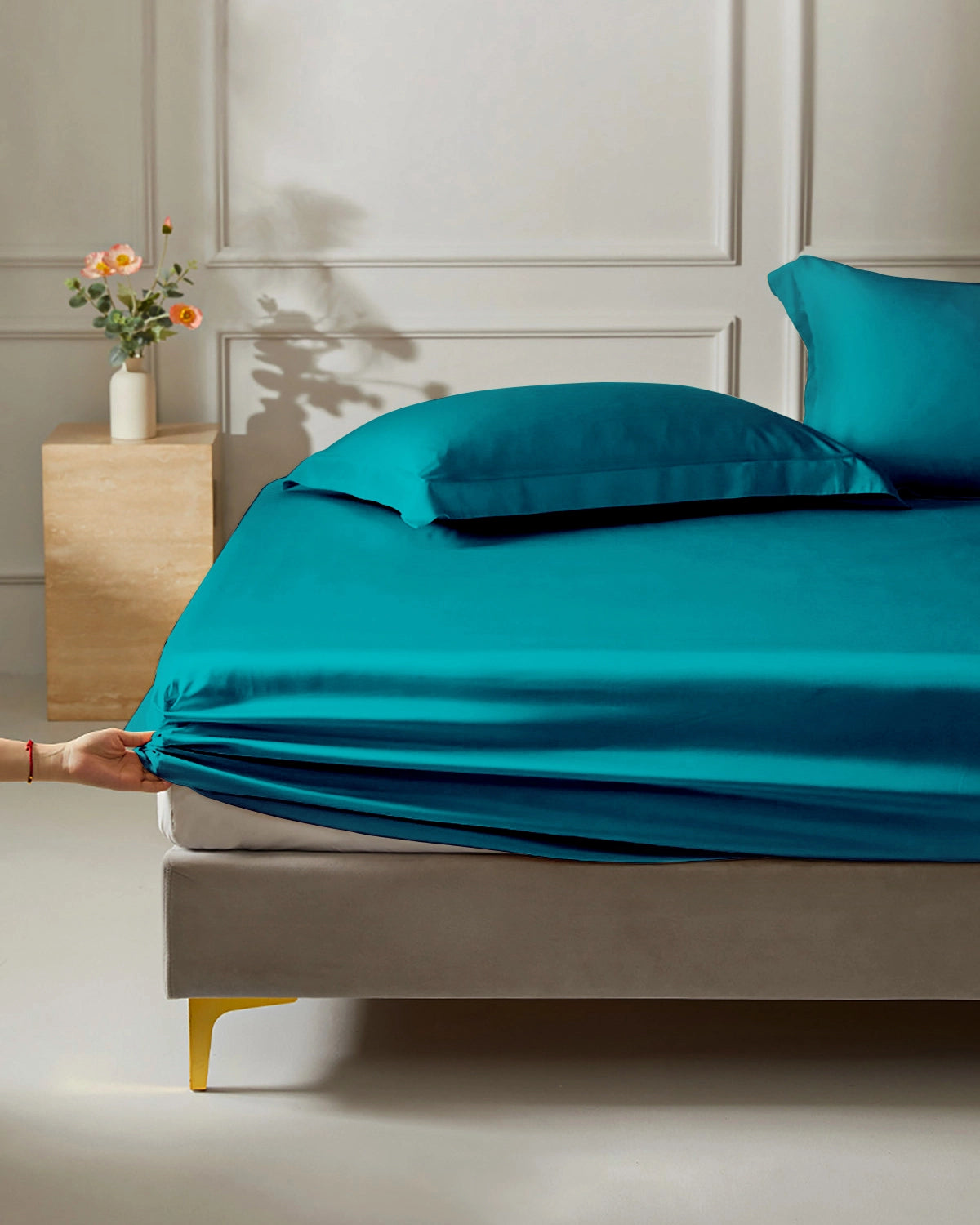 22 Momme Seamless Silk Fitted Sheet, Peacock Blue