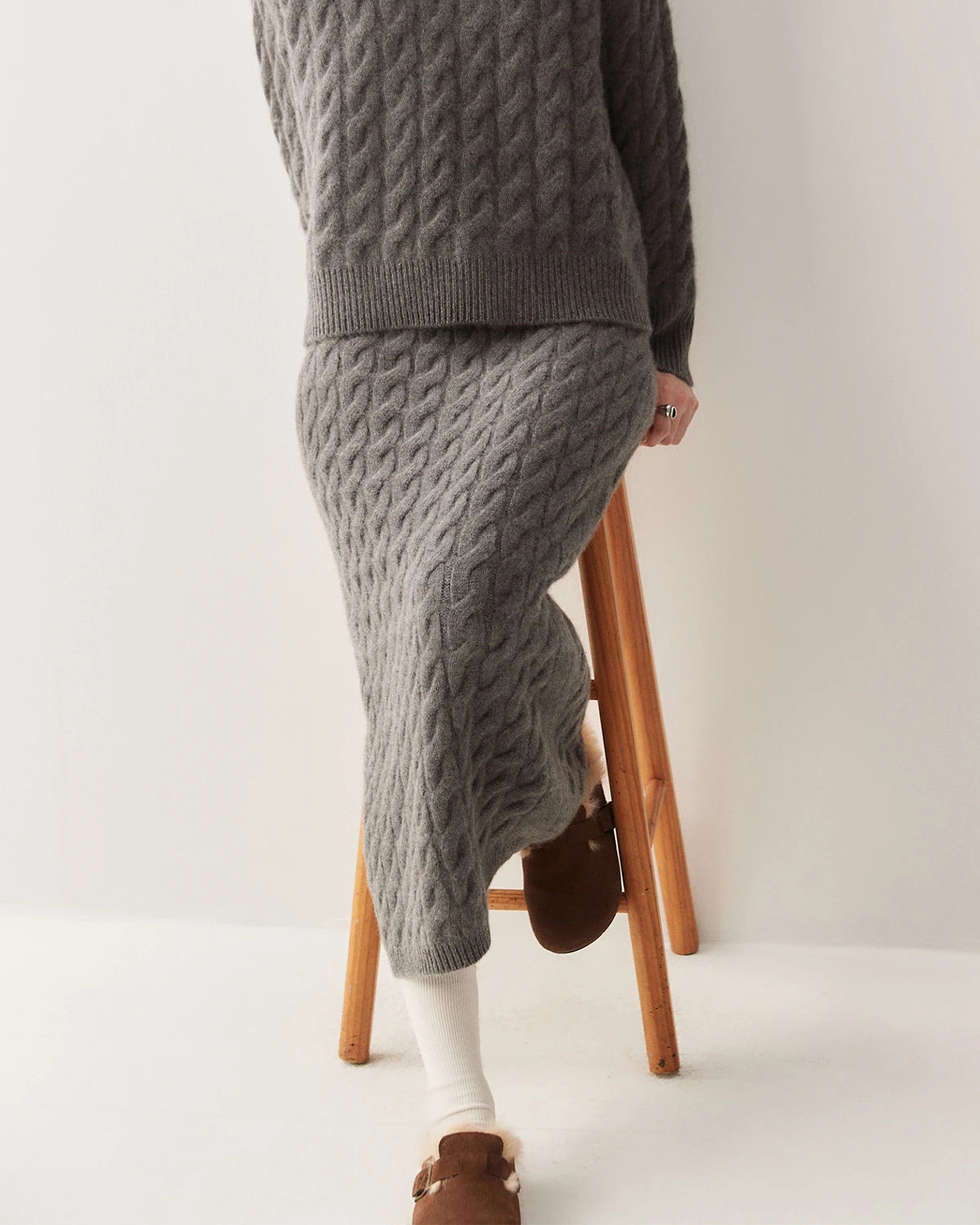 Cashmere Wool Cable Knit Sweater and Skirt Set - DAISYSILK