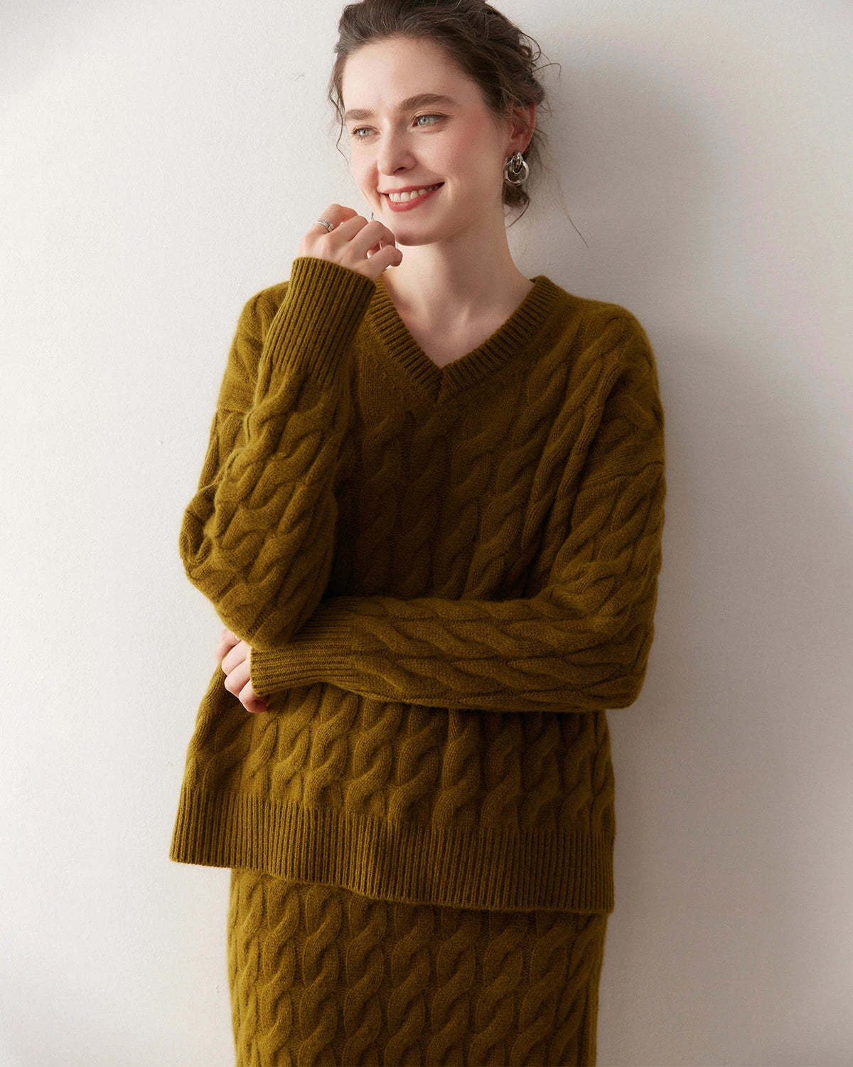 Cashmere Wool Cable Knit Sweater and Skirt Set - DAISYSILK