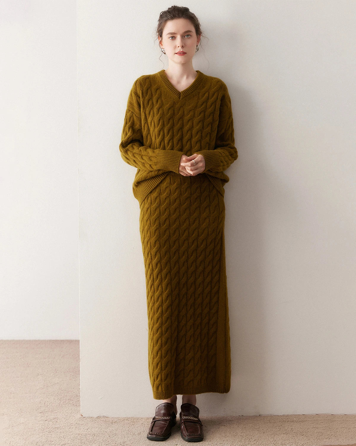 Cashmere Wool Cable Knit Sweater and Skirt Set - DAISYSILK