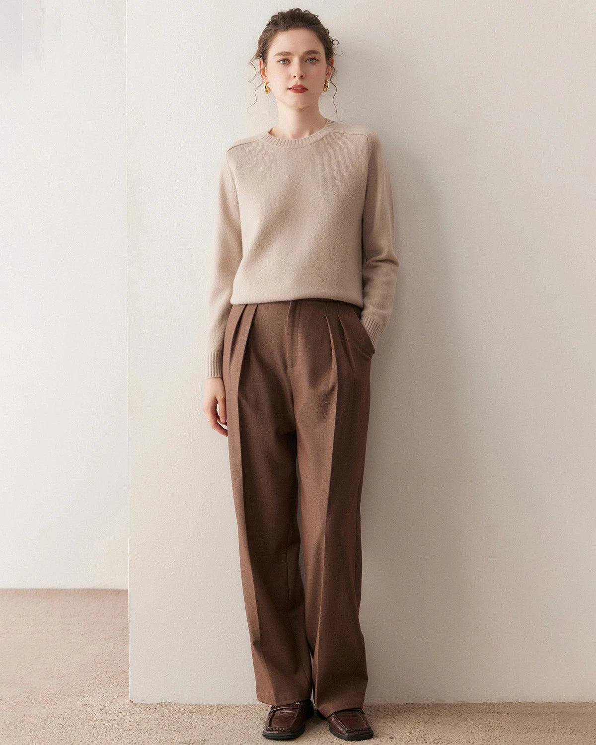 Classic Saddle Shoulder Round Neck Cashmere Sweater - DAISYSILK