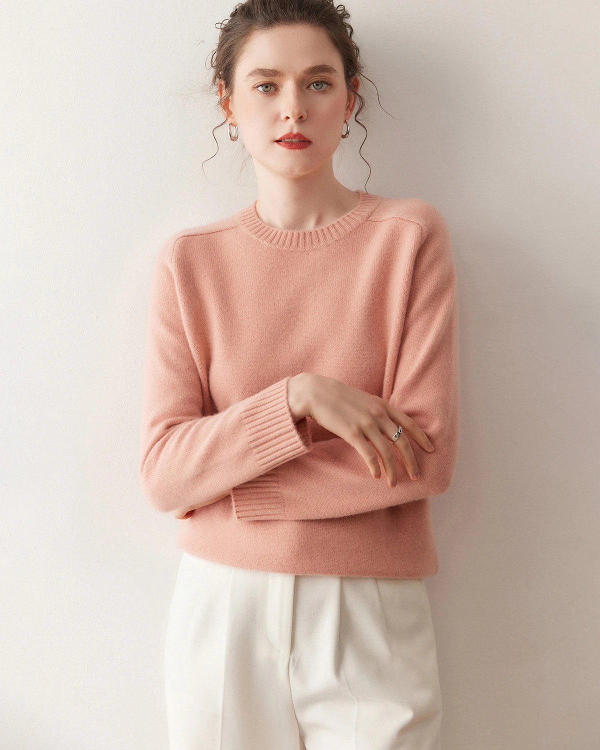 Classic Saddle Shoulder Round Neck Cashmere Sweater - DAISYSILK