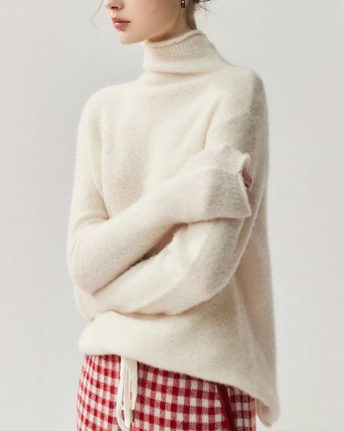 Silk-Cashmere Long Sleeve Turtleneck Sweater - DAISYSILK
