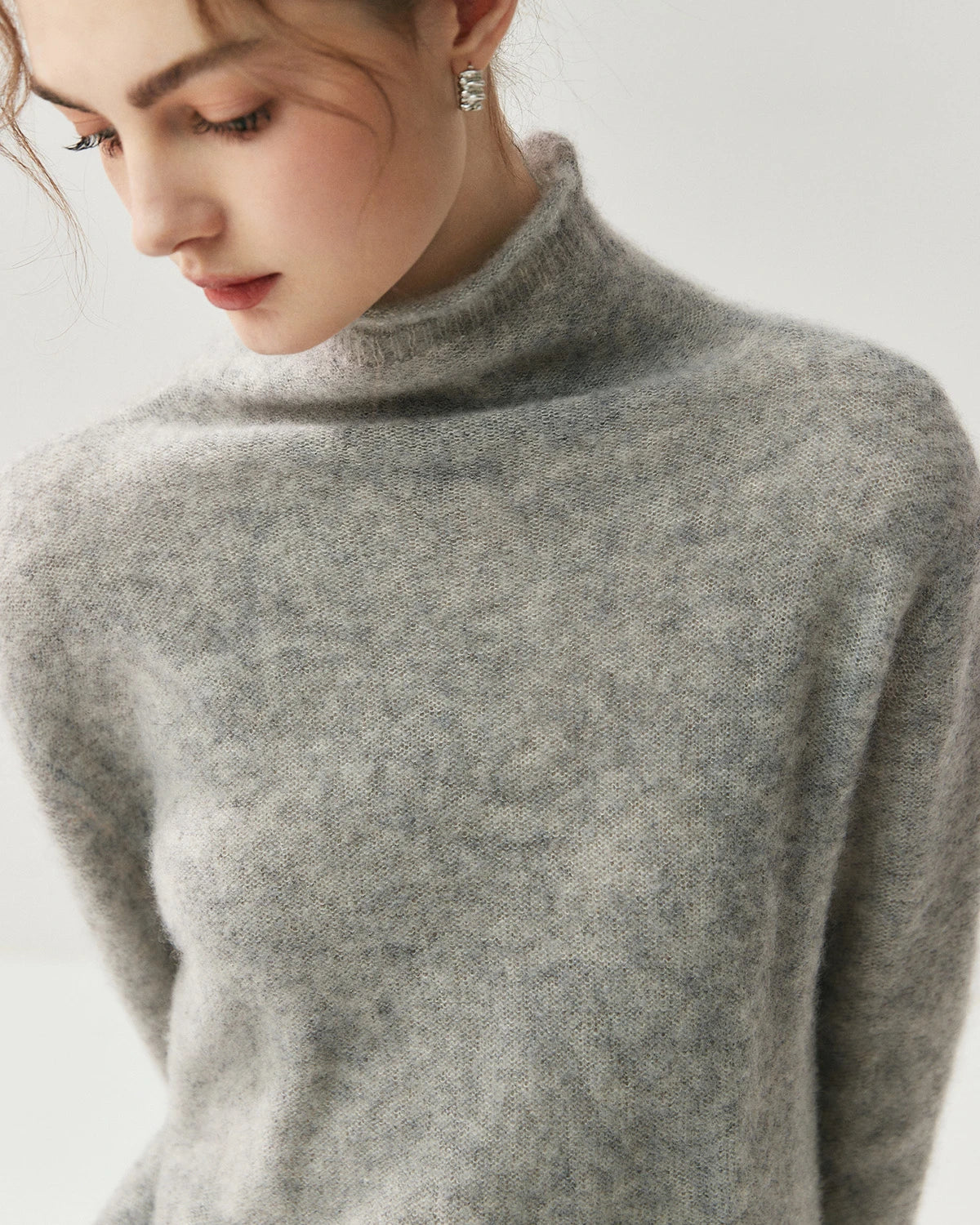 Silk-Cashmere Long Sleeve Turtleneck Sweater - DAISYSILK