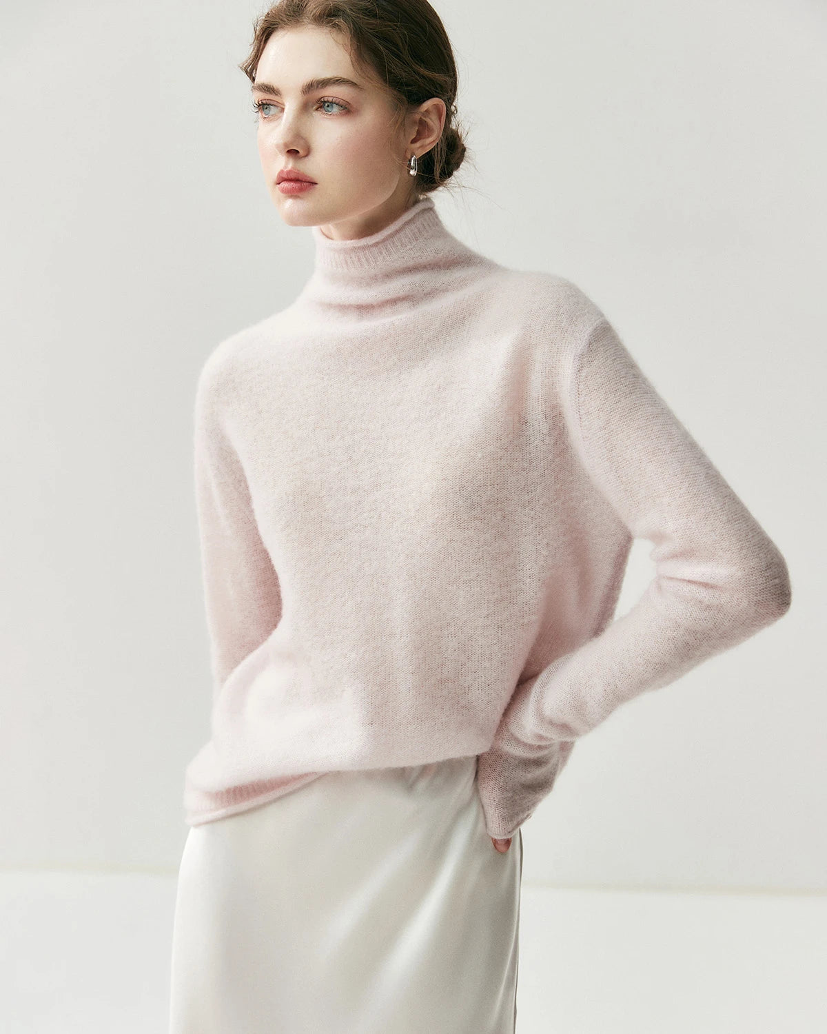 Silk-Cashmere Long Sleeve Turtleneck Sweater - DAISYSILK