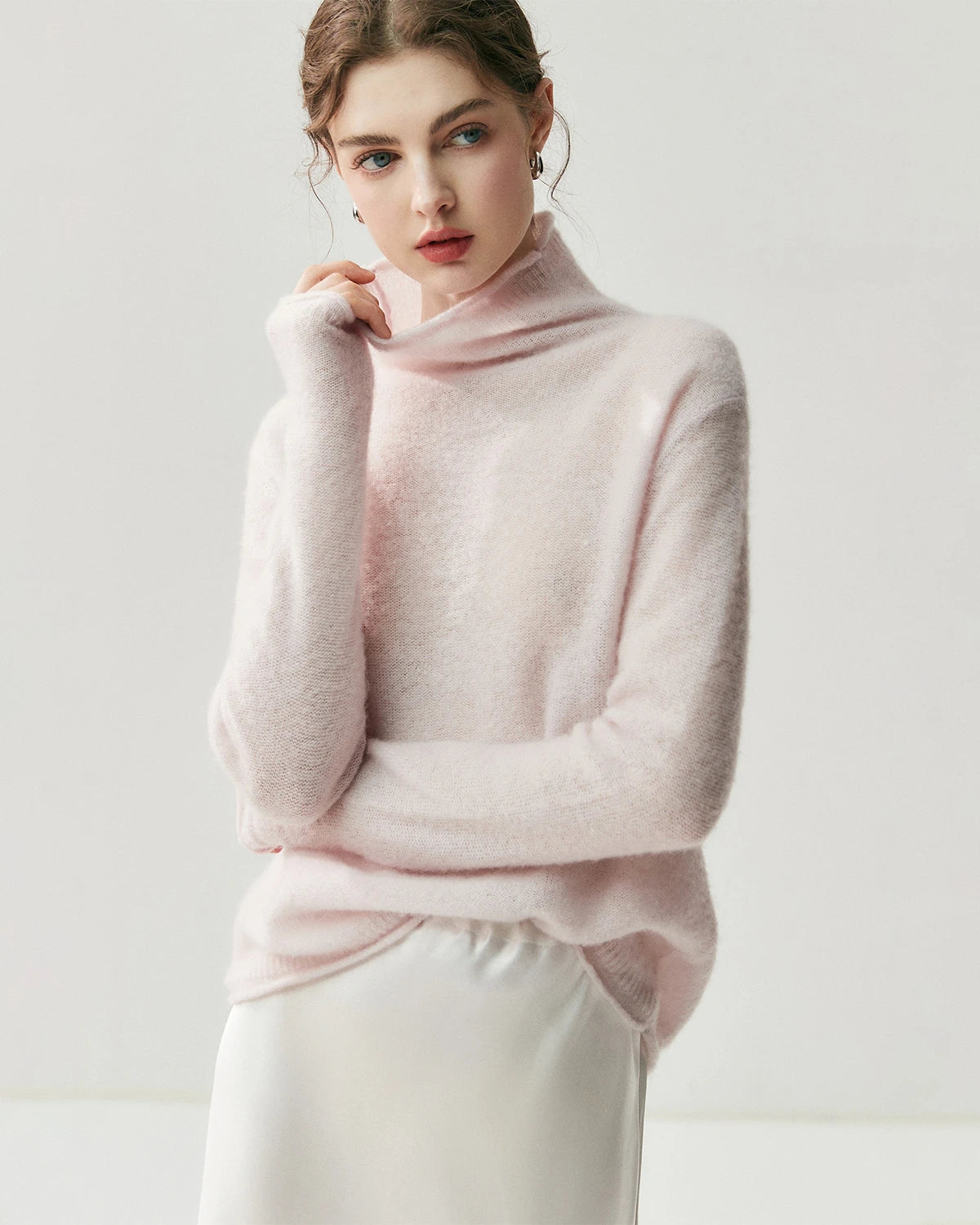 Silk-Cashmere Long Sleeve Turtleneck Sweater - DAISYSILK