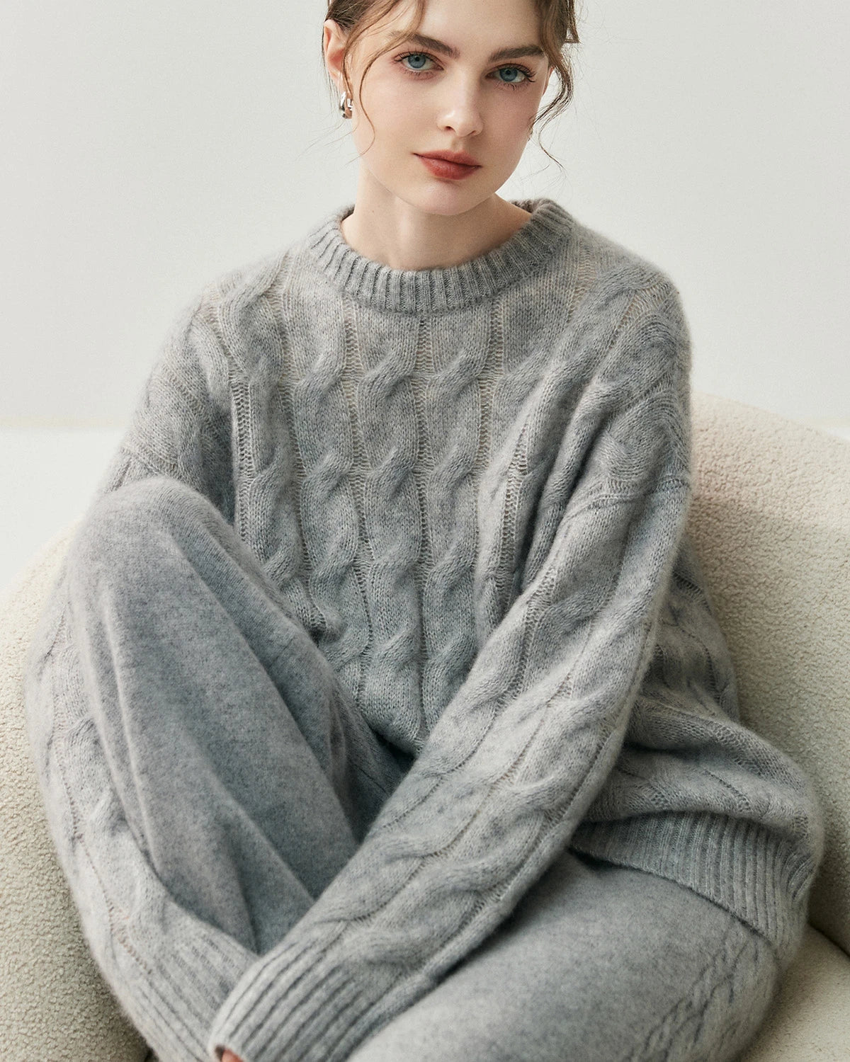 Women's Cable Knit Silk Cashmere Oversize Pullover - DAISYSILK