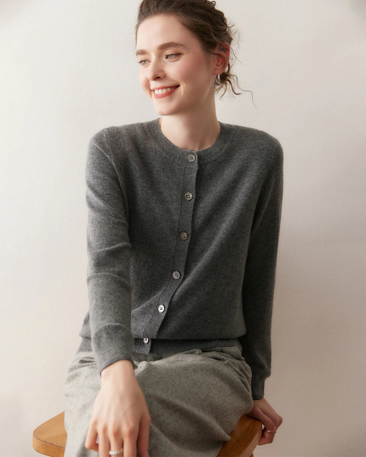 Women’s Lightweight Cashmere Cardigan - DAISYSILK
