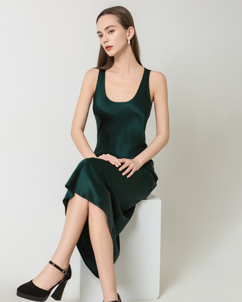 Silk Round Neck Cinched Waist Long Dress, Dark Green