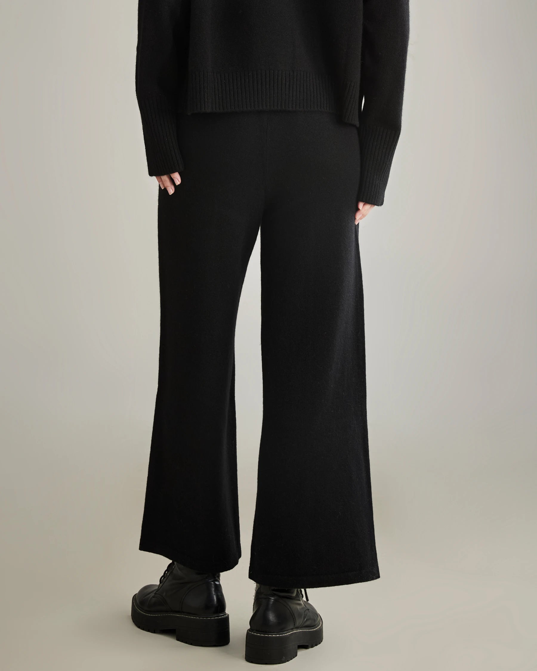 Women's Wide-Leg Cashmere Pants, Black