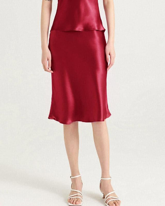 Elegant Knee-Length Silk Skirt Burgundy