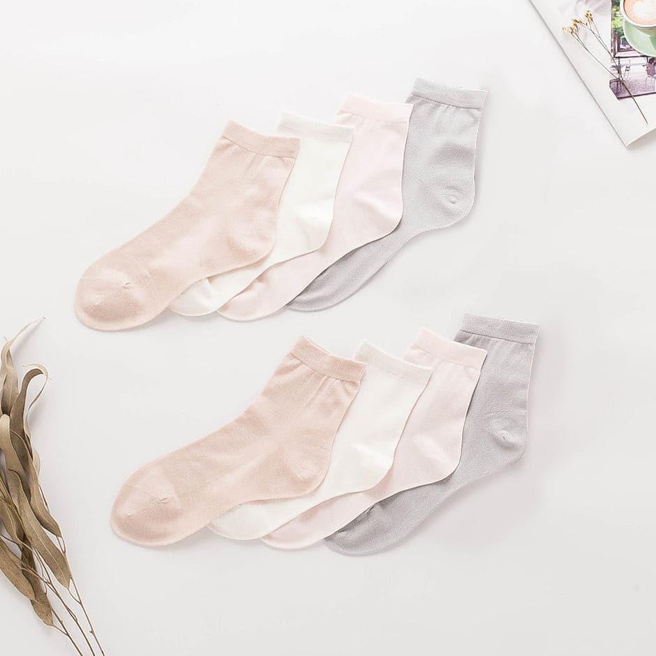 Skin-friendly Women‘s Silk Socks Random