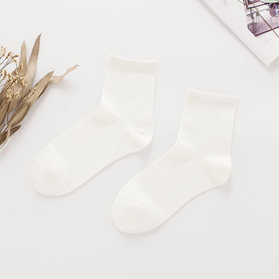 Skin-friendly Women‘s Silk Socks White