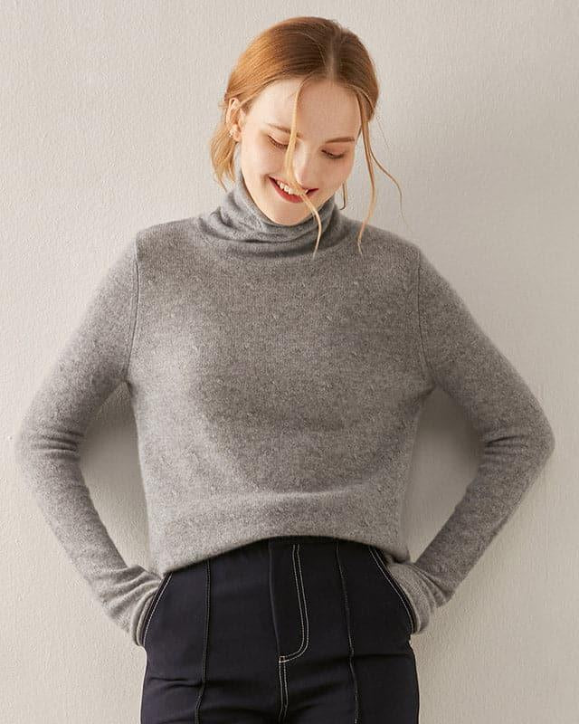 Soft Thin Knit Cashmere Sweater Grey