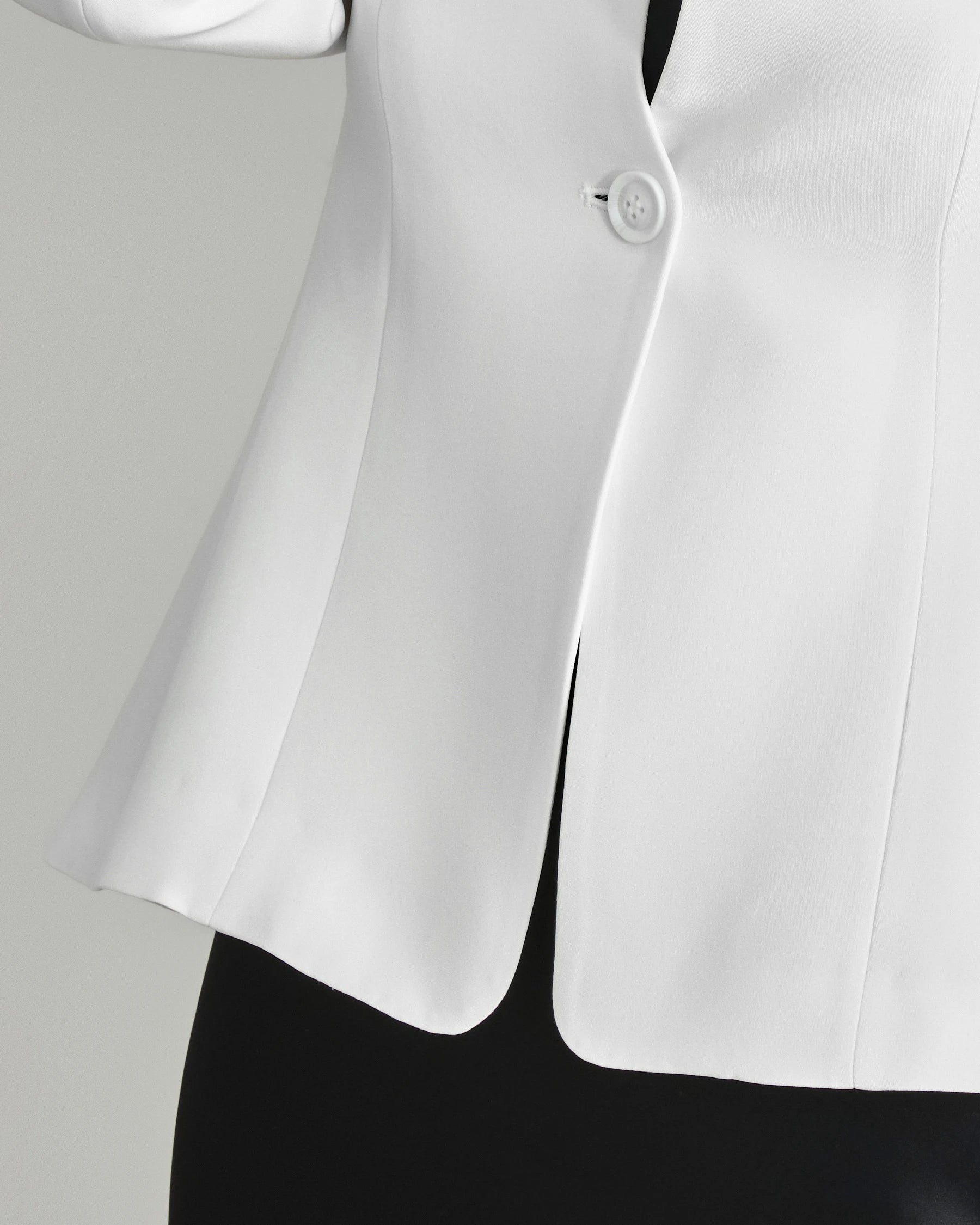 40 Momme Collarless Silk Blazer, White