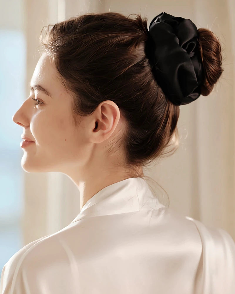 30 Momme Padded Washable Silk Scrunchie 6.5cm, Black