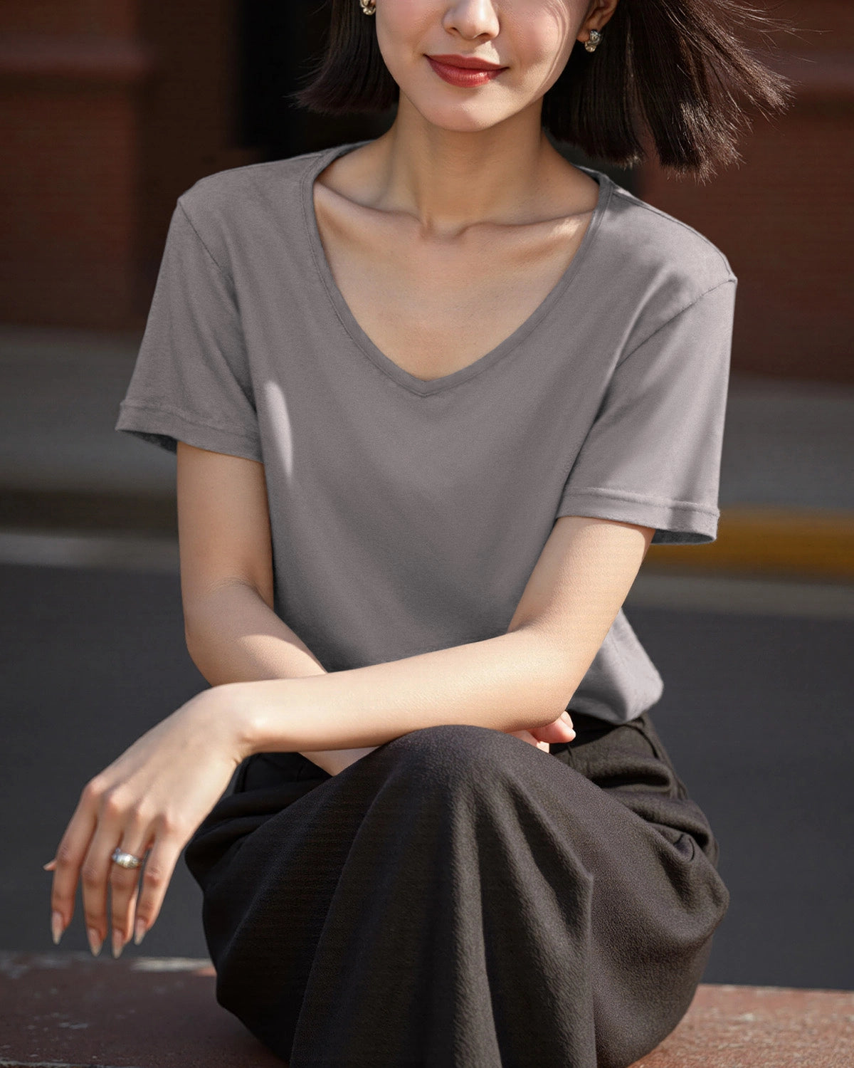 Women’s Silk Jersey V Neck Tee, Grey