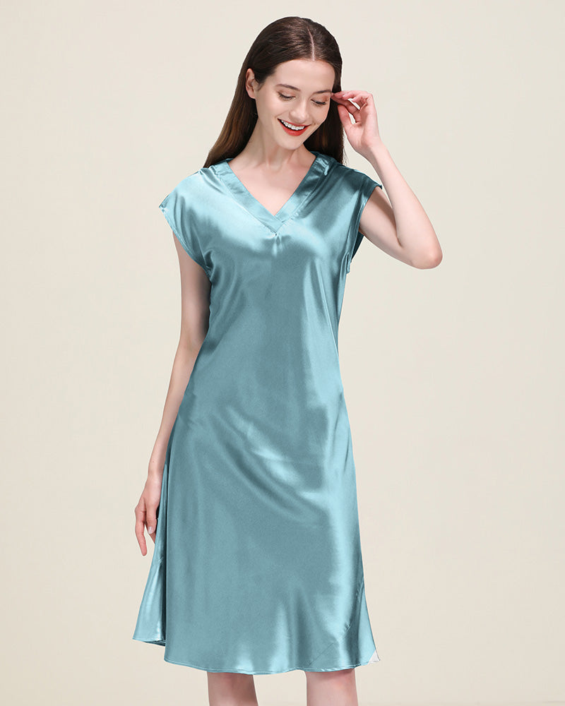 19 Momme Relaxed Fit V neck Silk Nightgown