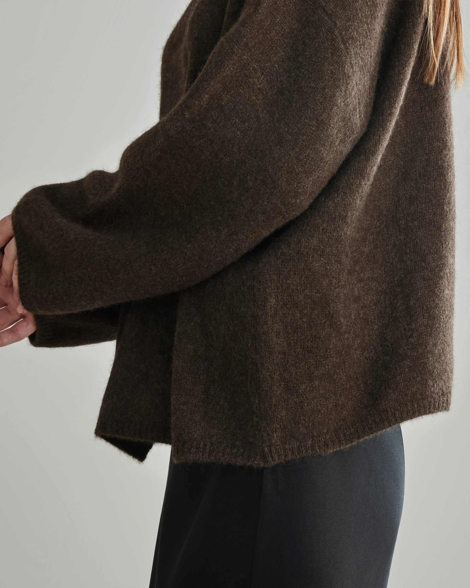 Oversize Crew Neck Cashmere Sweater, Brown