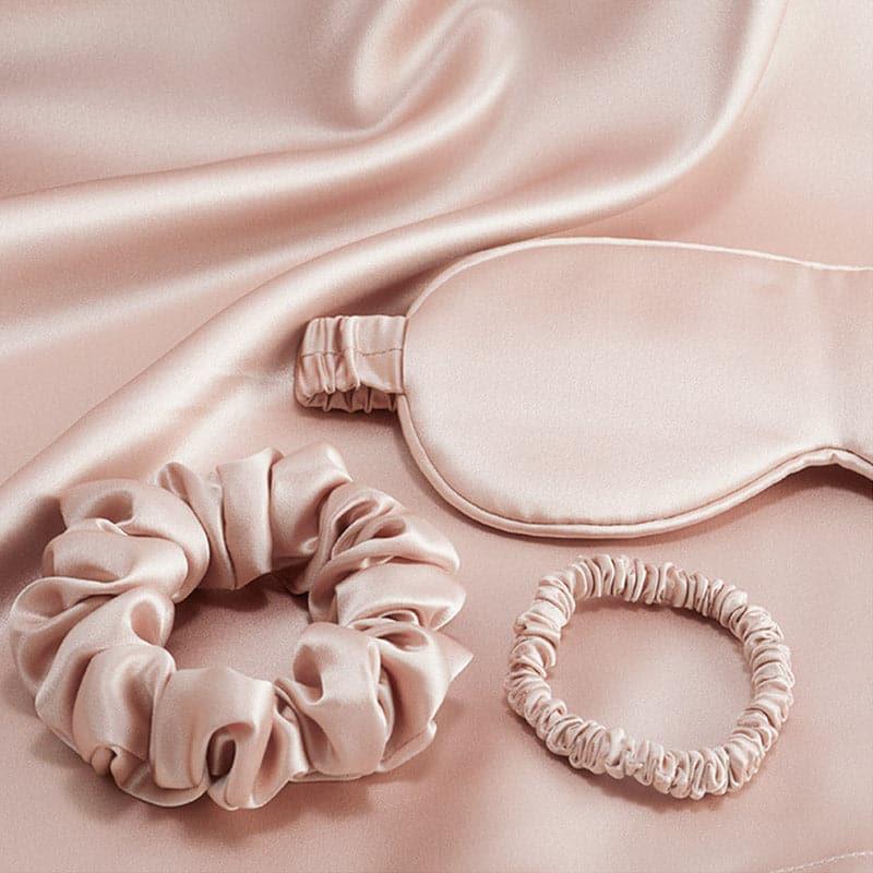 Silk Travel Suit 3 PCS Scrunchy Pillowcase And Eyemask - DAISYSILK