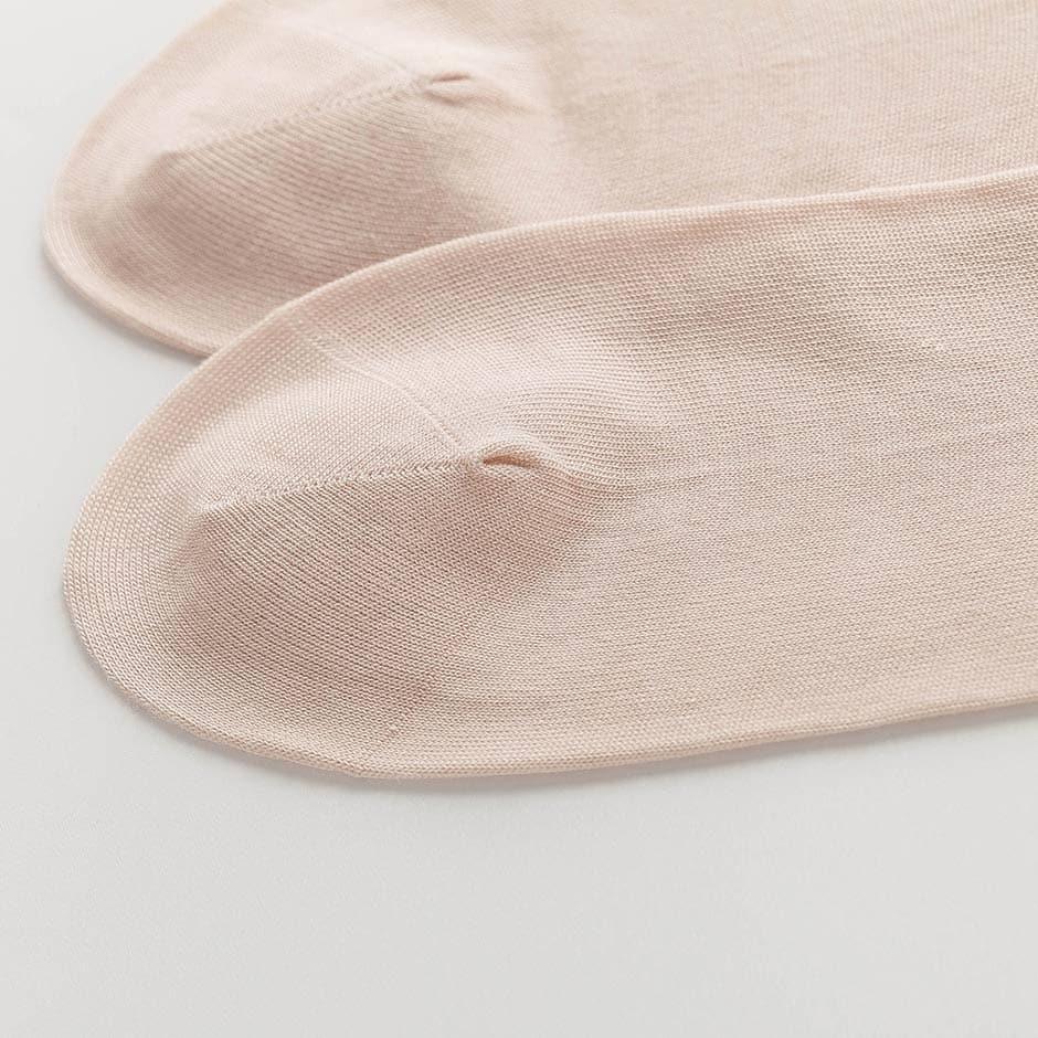 Skin-friendly Women‘s Silk Socks Beige